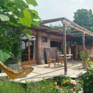 Cabane du Rayon Vert - hébergement, Les Jardins de Maitreya en Ardèche